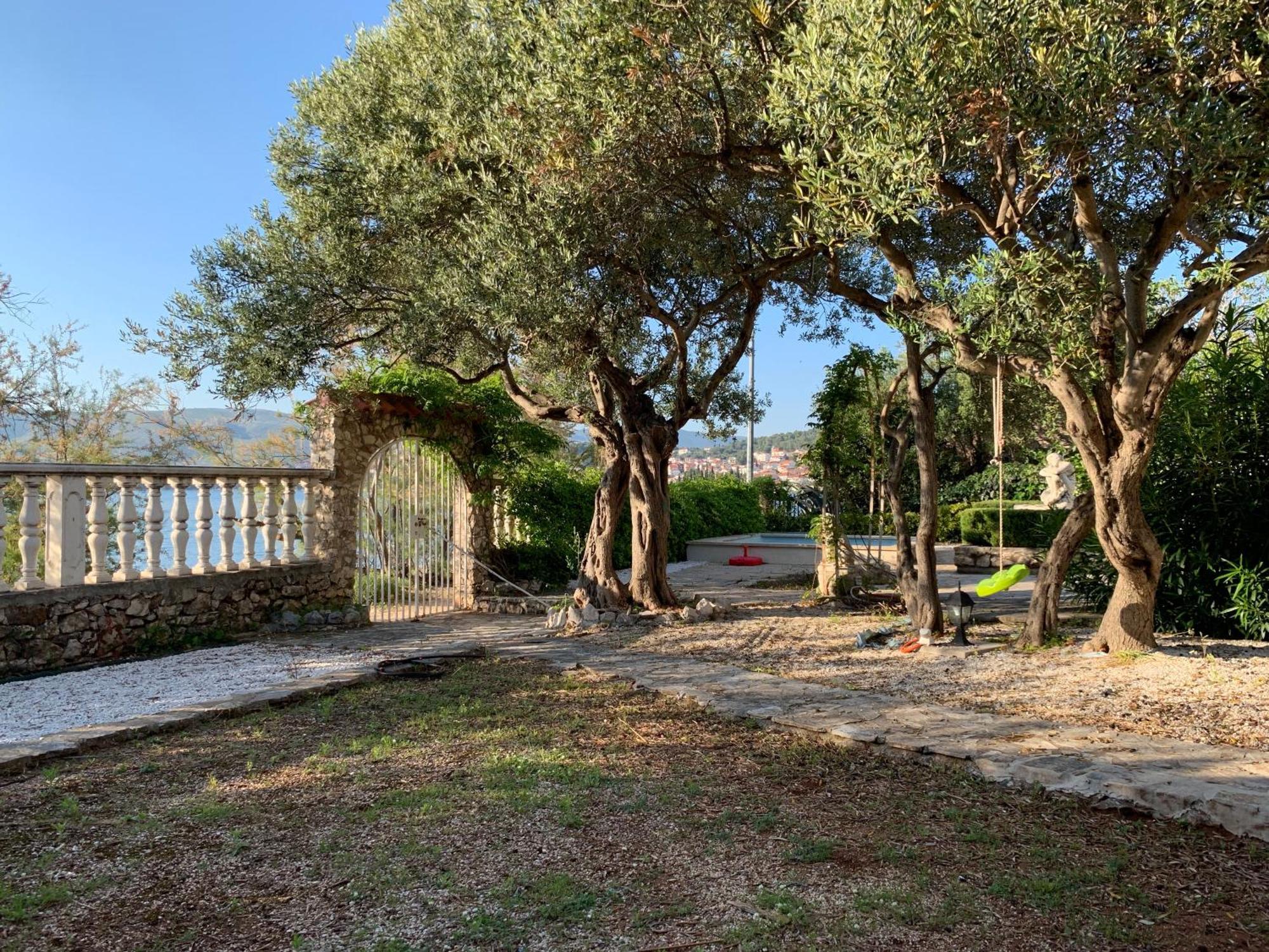 טרוגיר Apartments Villa Julia מראה חיצוני תמונה